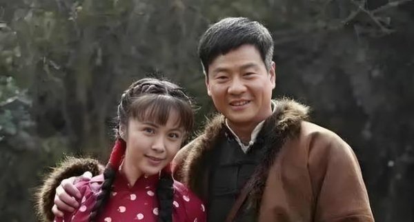 金融配资开户论坛 京剧天才逆袭成星，却为新欢抛恩妻，如今前妻翻身他落魄